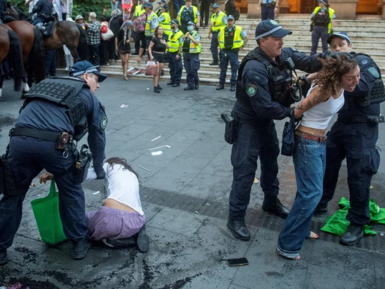 Australie : manifestations à Sydney après répression policière