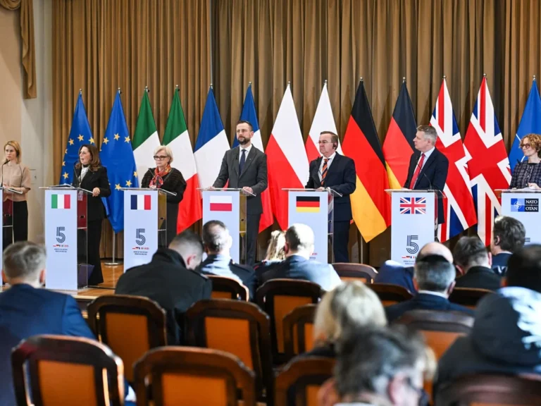 Hongrie bloque la 20e vague de sanctions de l'UE contre la Russie