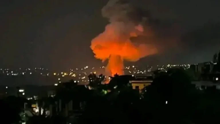 Pakistan déclare «guerre ouverte» à l'Afghanistan après raids sur Kaboul