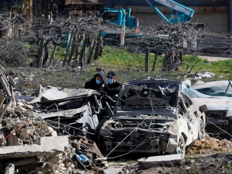 Raids israéliens au Liban : un mort au Békaa, Aoun appelle au service