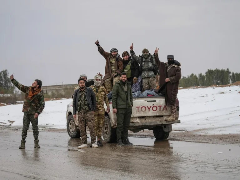 Syrie : couvre-feu à Hassaké et Qamichli après l'accord Damas-QSD