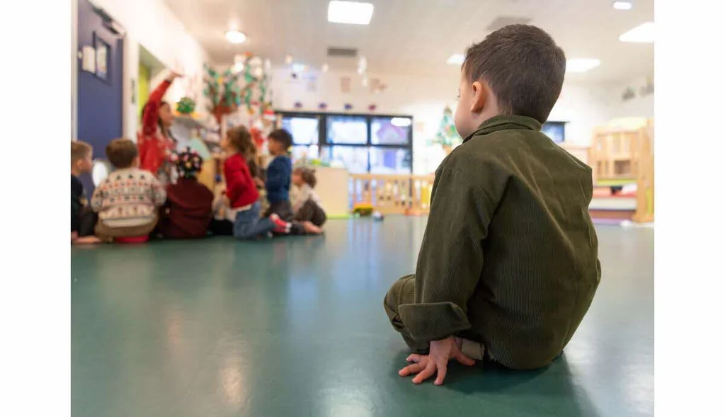 Des droits bafoués: un sursaut politique pour les enfants