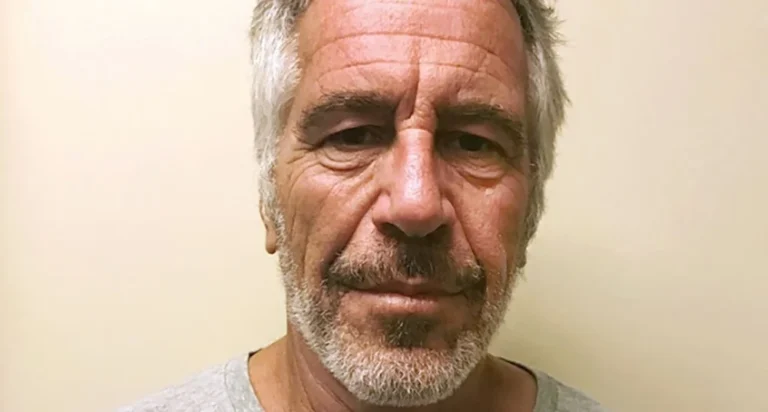 L’affaire Epstein continue de faire trembler la France et le monde