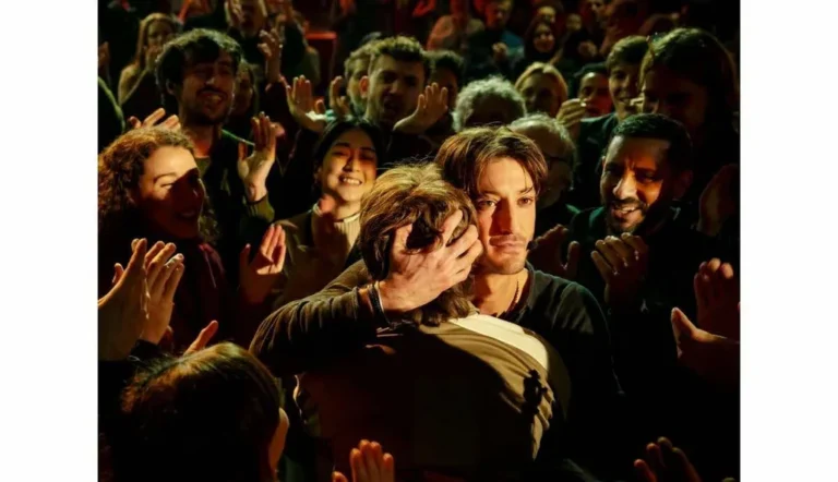 Gourou: thriller sur le coaching et la manipulation avec Pierre Niney