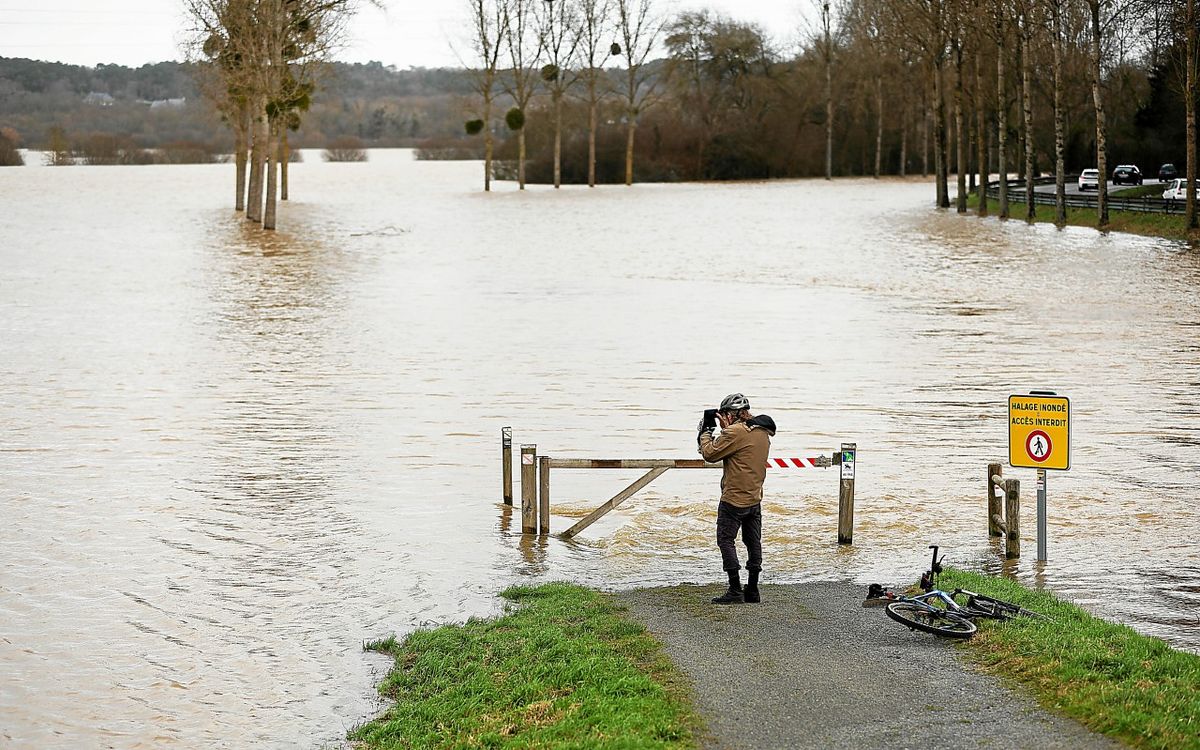 Rivière en crue près de Redon, Ille-et-Vilaine