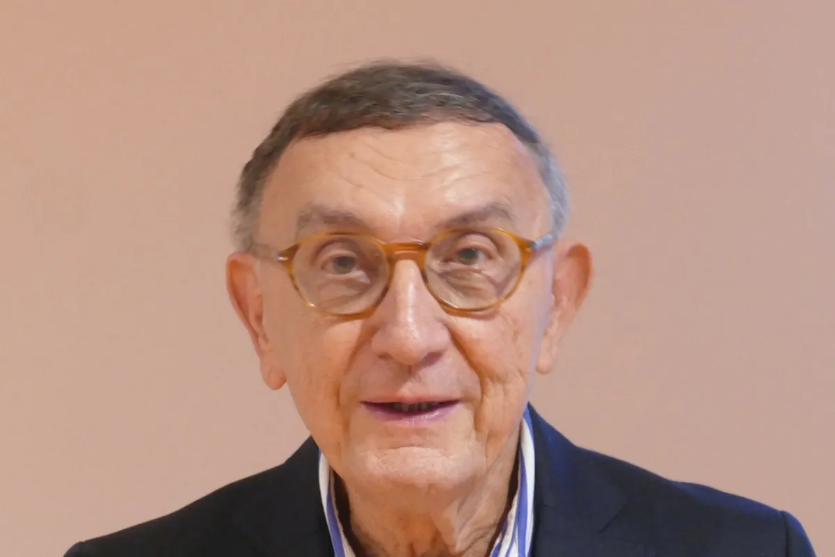 Rémy Pasquet candidat à sa succession