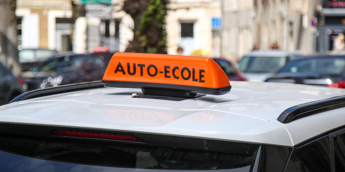 Photo illustrant le financement du permis et le CPF