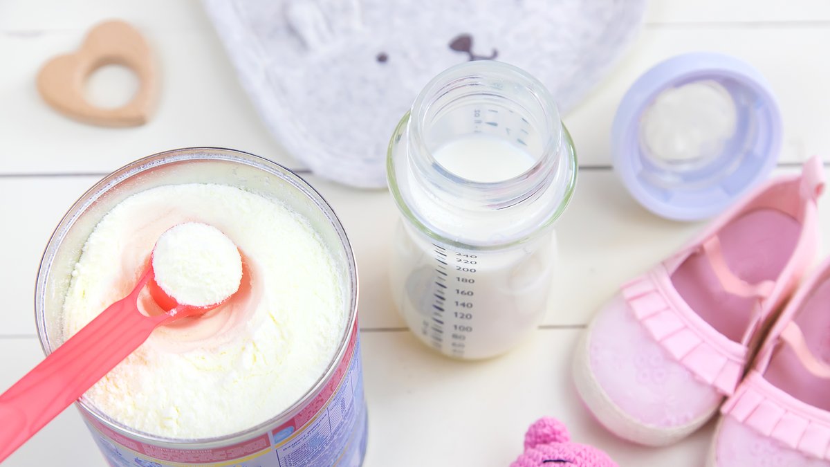 Boîte de lait infantile liée au rappel