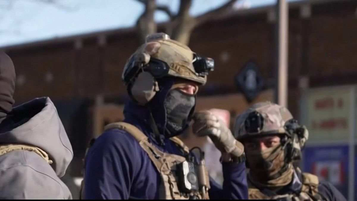 Manifestation à Minneapolis après la mort d'un homme lié à l'ICE