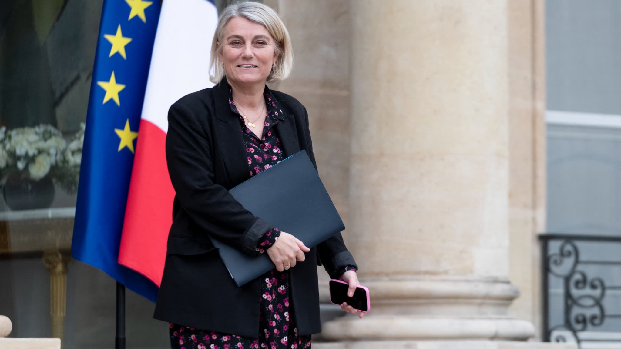 Stéphanie Rist lors d'un déplacement politique