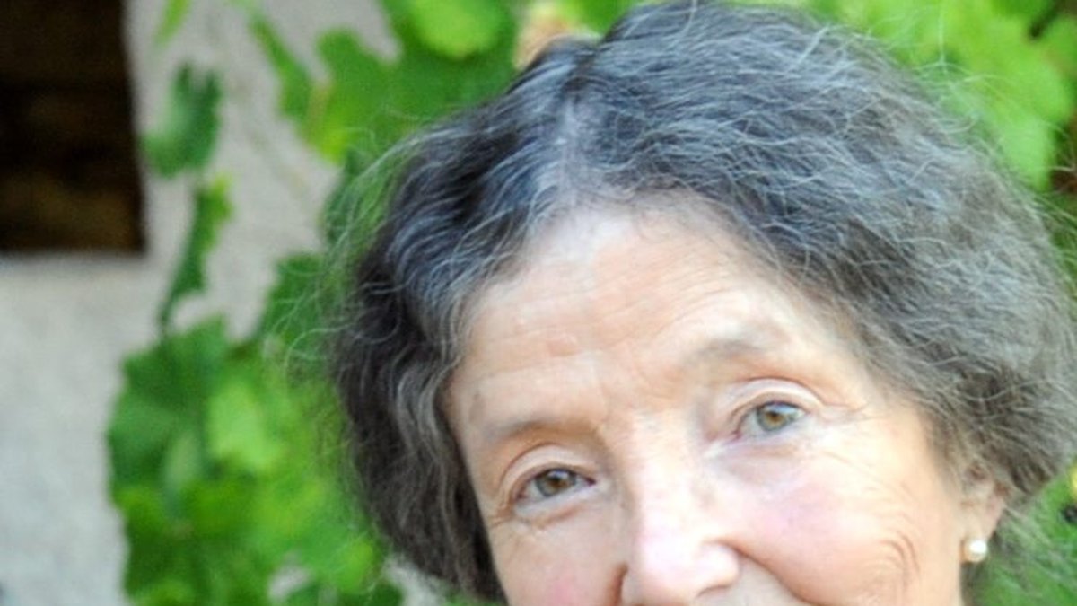 Marie Rouanet lors d'un hommage en Occitanie