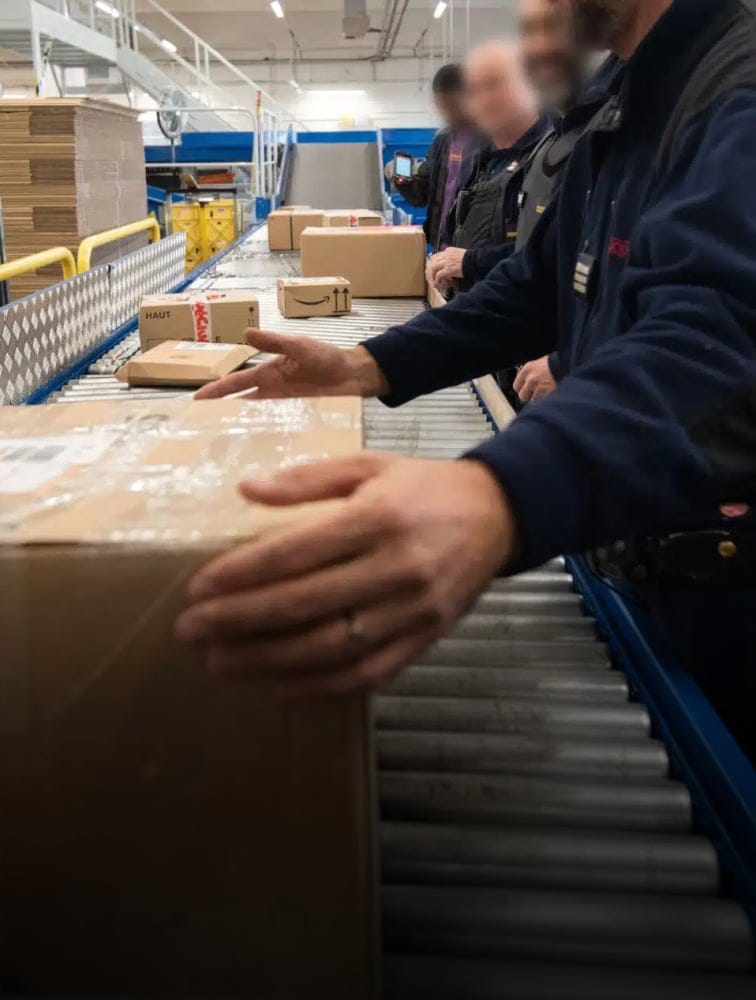 Colis en Europe et débats sur les taxes