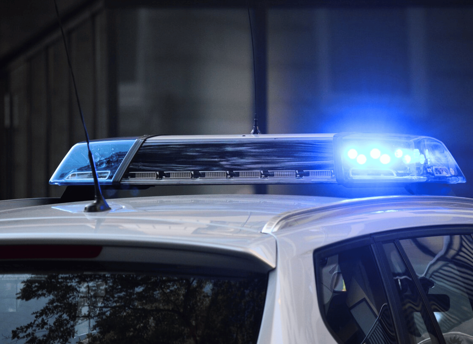Voiture de police lors d'un braquage à Bagnols-sur-Cèze