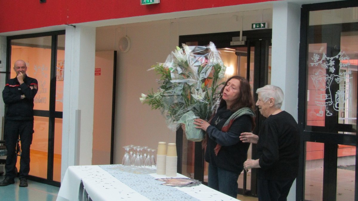 Remise de présents et ambiance à l’Ehpad lors des vœux
