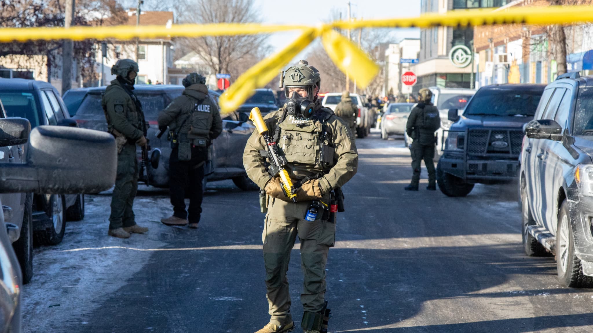 Un agent fédéral à Minneapolis lors d'une intervention