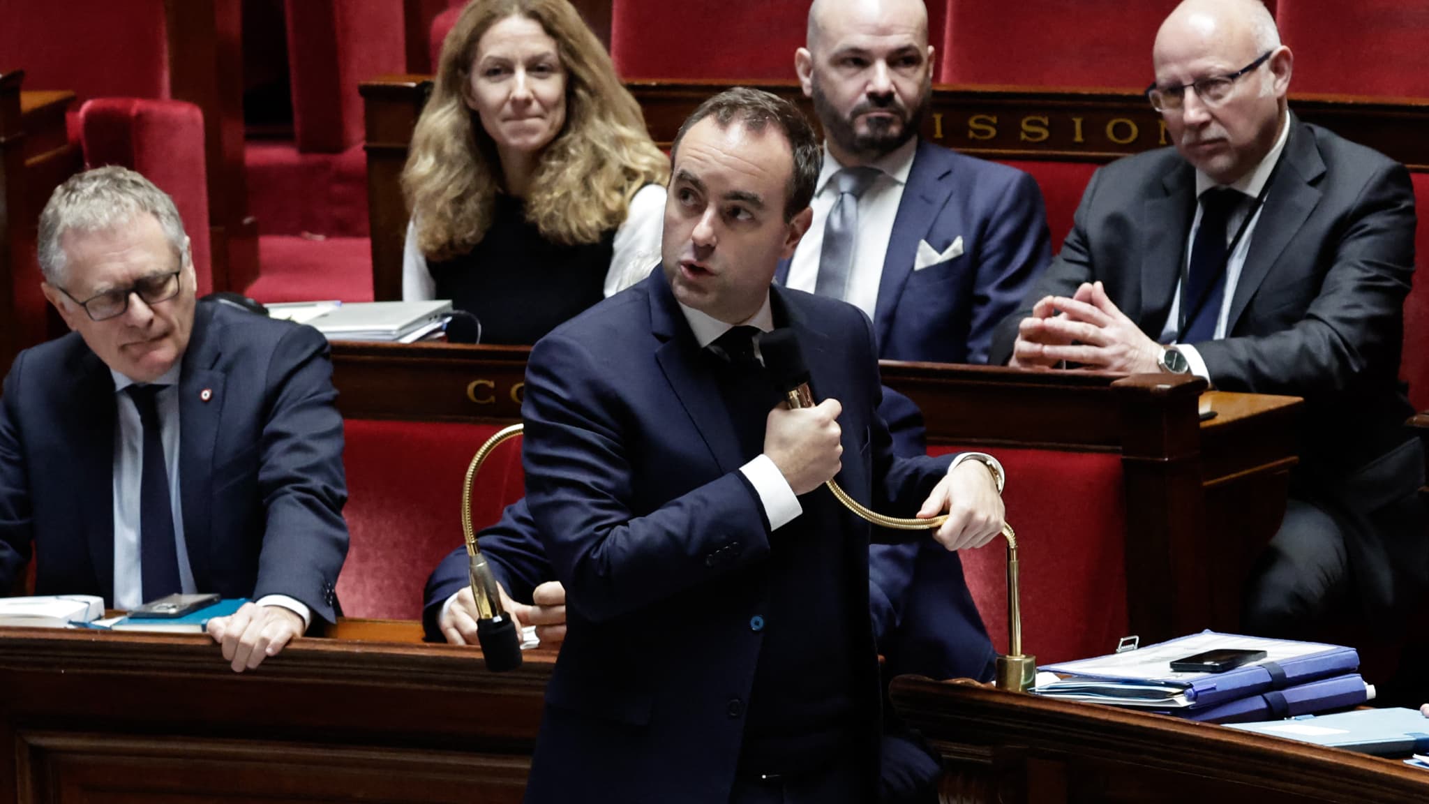 Sébastien Lecornu lors d'une allocution à l'Assemblée nationale