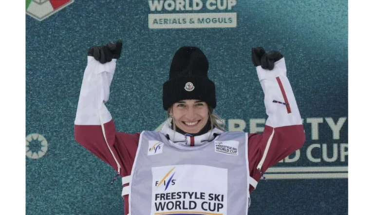 JO d'hiver 2026 : Perrine Laffont, championne de ski et icône française