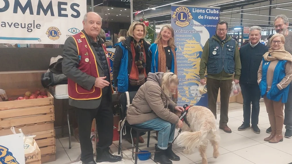 Lavaur : 1 100 euros récoltés pour soutenir les chiens guides d'aveugles