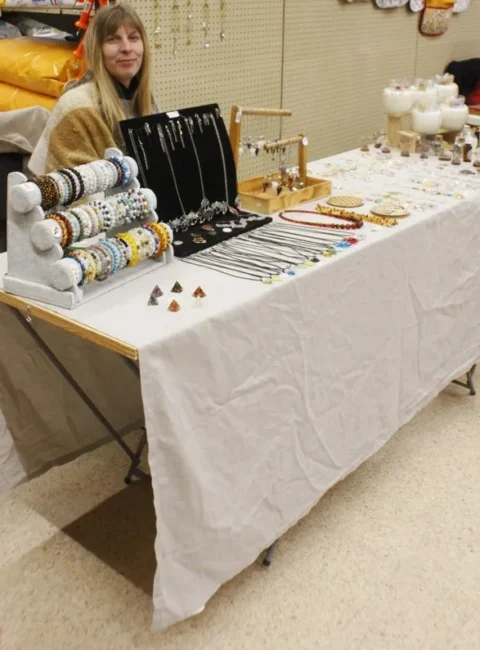 Marché des producteurs à Ladon: artisans et produits locaux