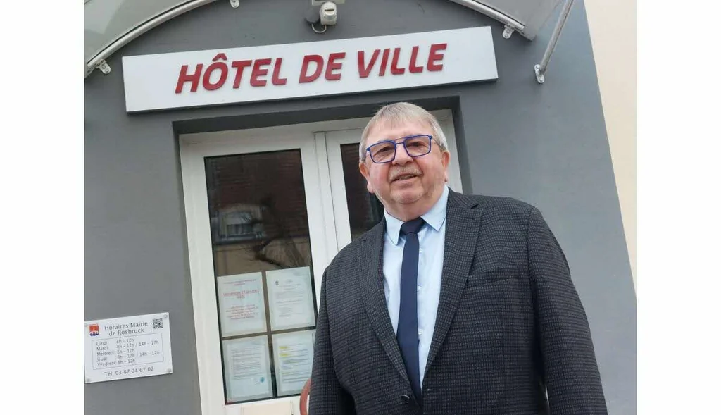 Municipales 2026: trois maires sortants en lice dans trois communes