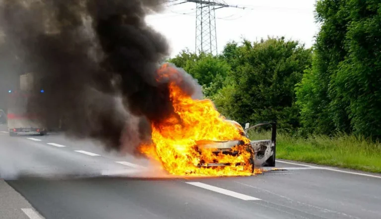 Rappels de voitures: incendie, choc électrique et freins défaillants
