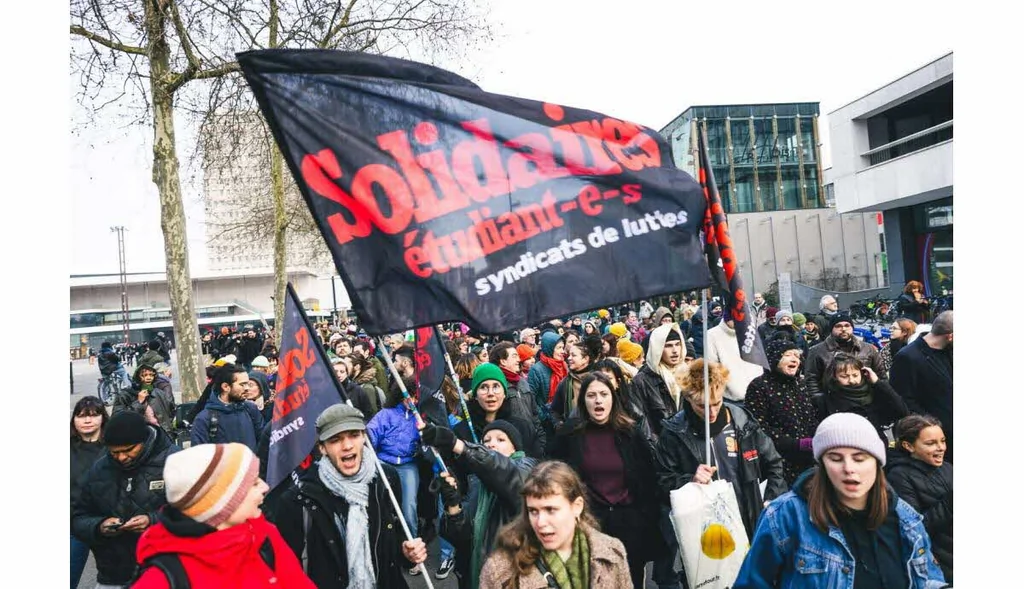 Renforcement de la sélectivité des étudiants étrangers en France