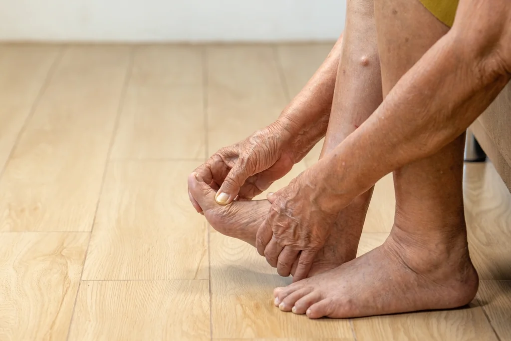Insuffisance cardiaque : reconnaître ce symptôme sur le pied rapidement