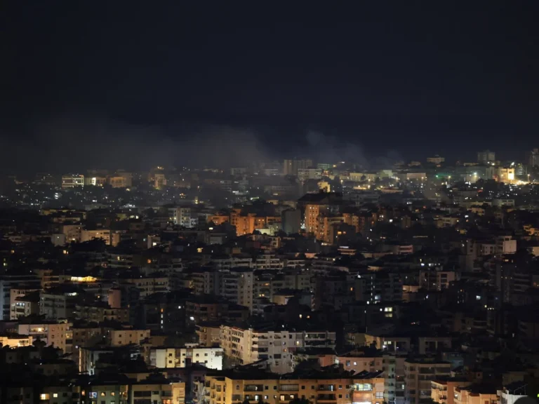 Israël bombarde Beyrouth après attaque du Hezbollah