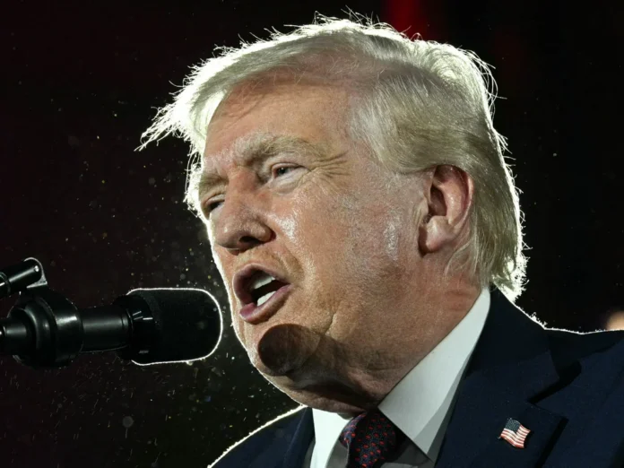 Trump préfère « opération militaire » à « guerre » contre l'Iran