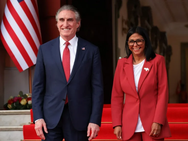 Venezuela annonce réforme minière après visite d'un responsable US