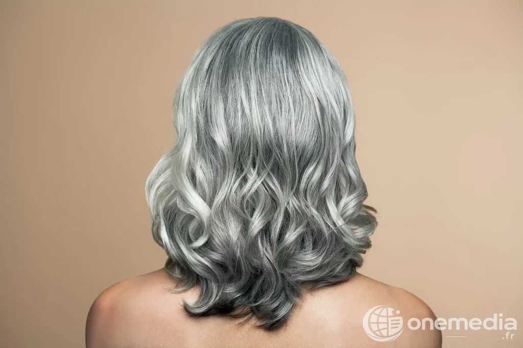 Cheveux gris : un signe de défense contre le cancer selon une étude