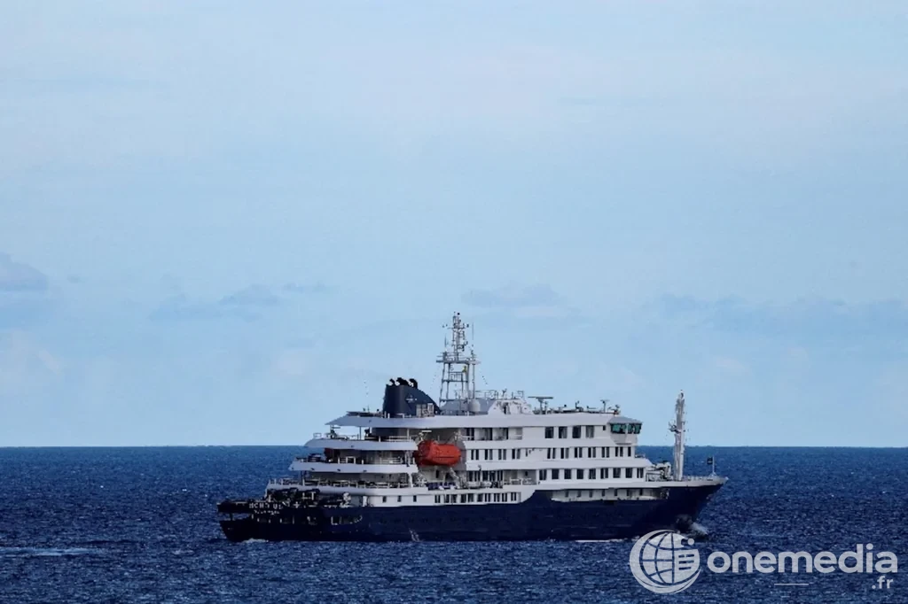 Hantavirus : l’arrivée du MV Hondius à Rotterdam prolonge la vigilance, pas l’alerte générale
