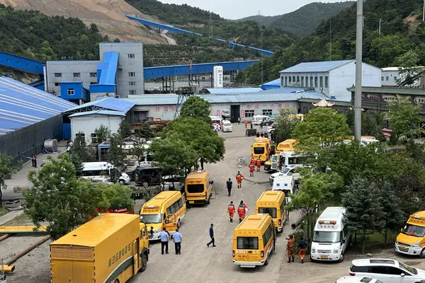 Explosion dans une mine de charbon en Chine : au moins 90 morts, les secours sous pression