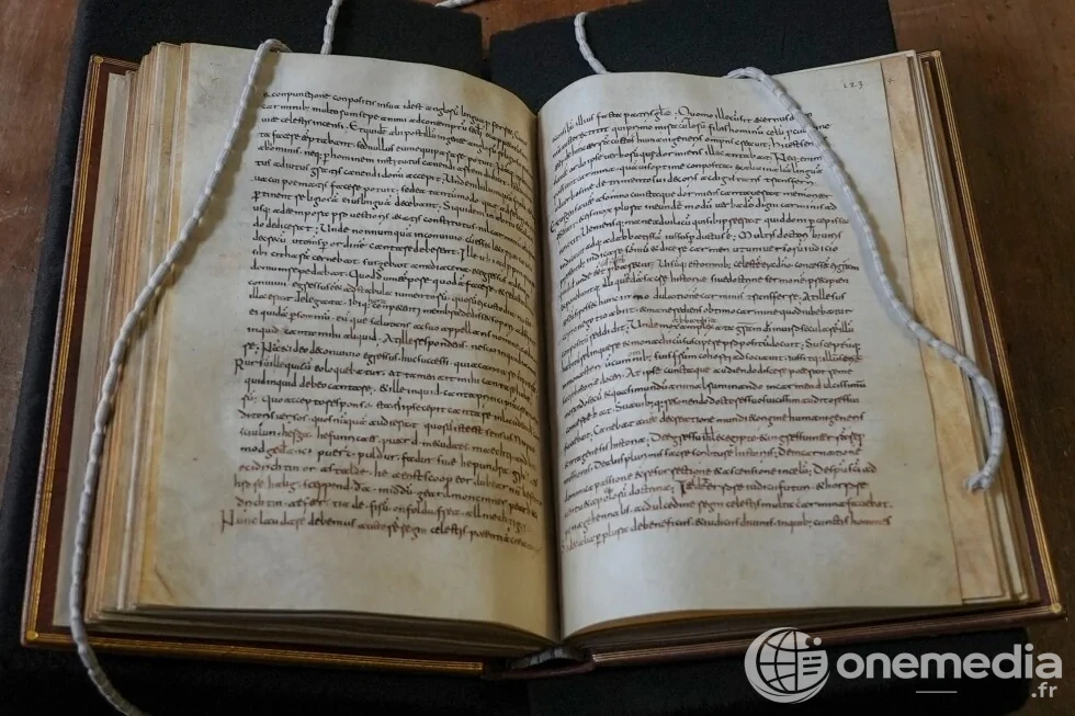 À Rome, un manuscrit oublié éclaire les débuts de la poésie anglaise