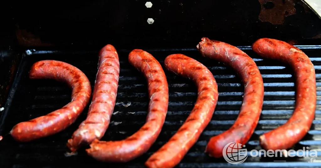 Salmonelle : des merguez Maître Coq rappelées dans toute la France, ce qu’il faut vérifier