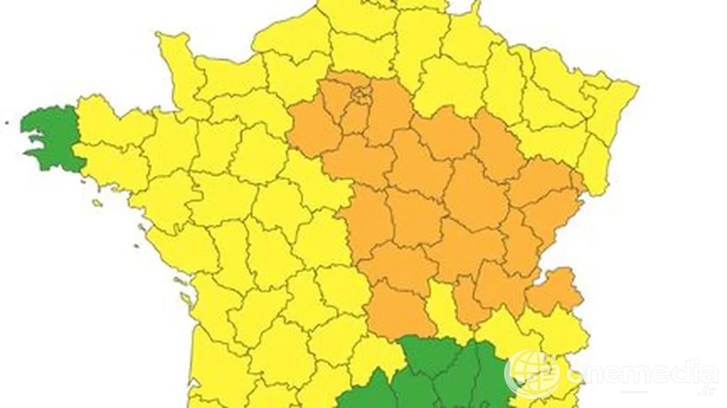 Météo France a placé 26 départements en vigilance orange canicule à partir de jeudi midi. (FRANCEINFO)