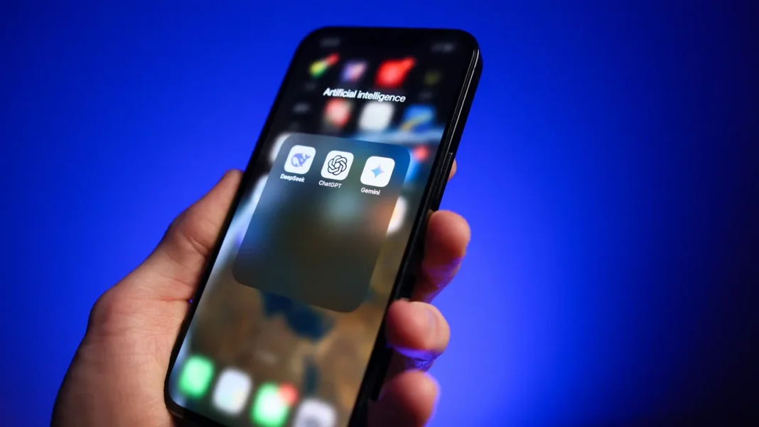 Applications d’intelligence artificielle affichées sur un smartphone, illustration du risque lié aux notifications Gemini
