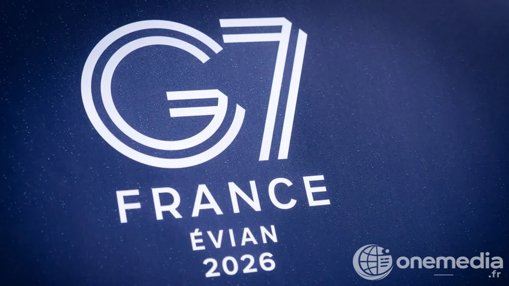 Vue du lac Léman et de la ville d'Évian-les-Bains, où s'ouvre le sommet du G7 lundi 15 juin 2026