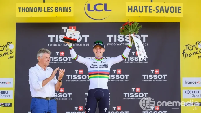 Remco Evenepoel pendant le contre-la-montre de la 16e étape du Tour de France 2026