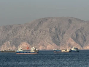 Des navires dans le détroit d’Ormuz