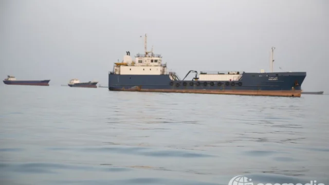 Des navires ancrés près du littoral de Bandar Abbas, en Iran, à proximité du détroit d’Ormuz.
