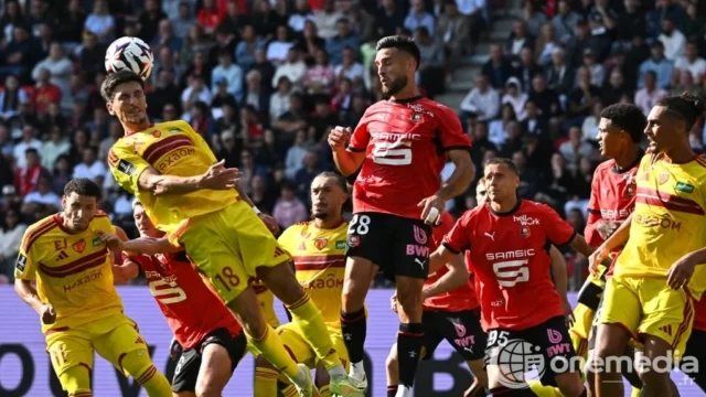 Action de Rennes-Le Mans au Roazhon Park lors de la deuxième journée de Ligue 1