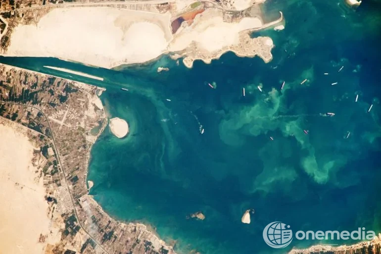 Vue satellitaire des lacs Amers, dans la zone du golfe de Suez