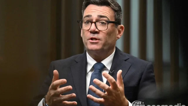 Andy Burnham, Premier ministre britannique, lors d’un entretien à Manchester